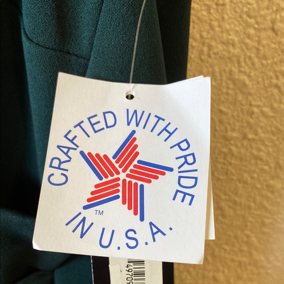 Betsy & Adam Green Ruffled Sleeveless Maxi Dress - Picture 4 of 6